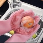 Kitchen Magic Silicone Dishwashing Gloves with Scrubber - Image 2